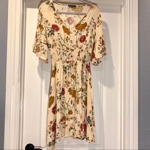 Floral Short Sleeve Smock Waist Neutral Dress sz S